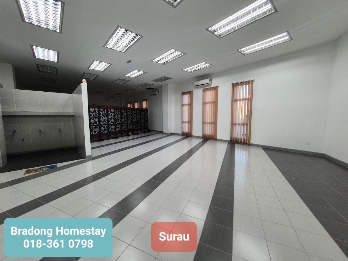 Bradong Homestay - Musllm Only, 3 Queen Bedrooms, Seaview, Infinity Pool, Gym, Near Drawbridge & Ktcc Mall Kuala Terengganu Exterior photo
